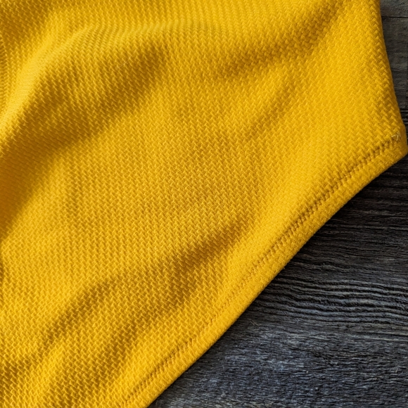 Kona Sol Waffle Print Swimsuit - Picture 10 of 10